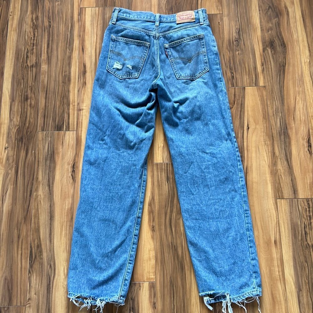 Levi's Blue Distressed Women Jeans - Picture 5 of 6